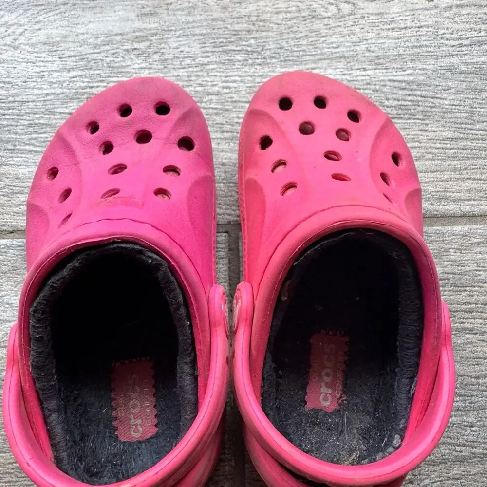 CROCS classic clogs